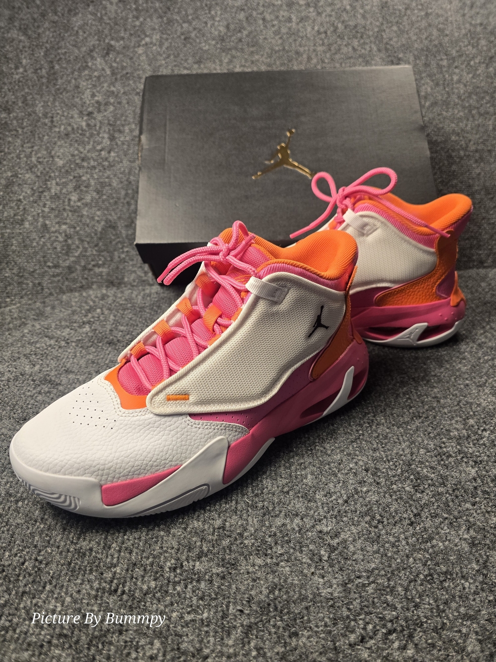 Jordan Max Aura 4 GS White Pinksicle Orange DV0490-168 Size 6.5Y/Women Size 8 - Picture 5 of 13